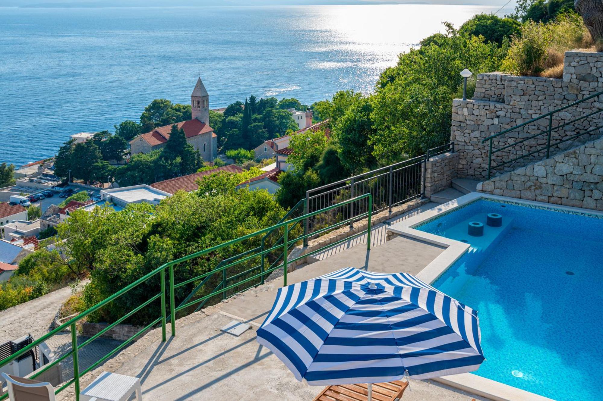 With Pool Maraska Apartamento Brela